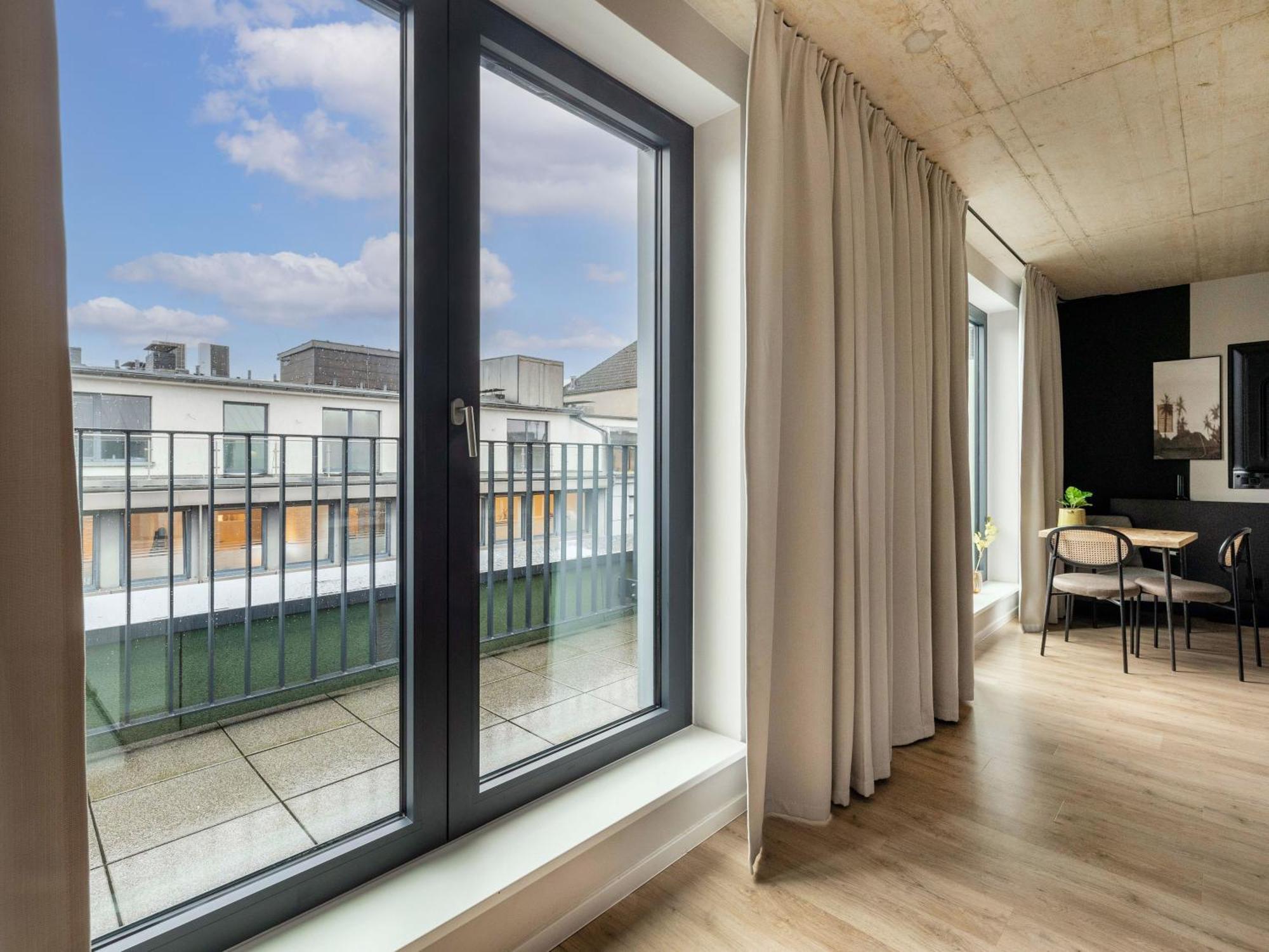 Limehome Duesseldorf Stresemannstrasse - Digital Access الغرفة الصورة