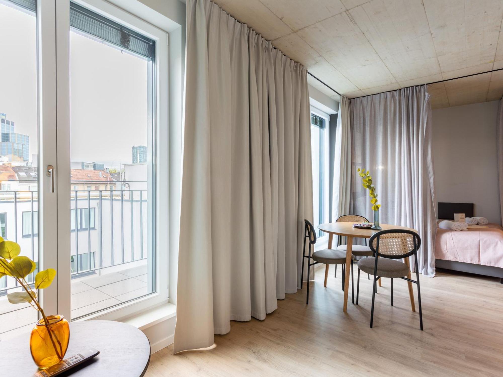 Limehome Duesseldorf Stresemannstrasse - Digital Access الغرفة الصورة