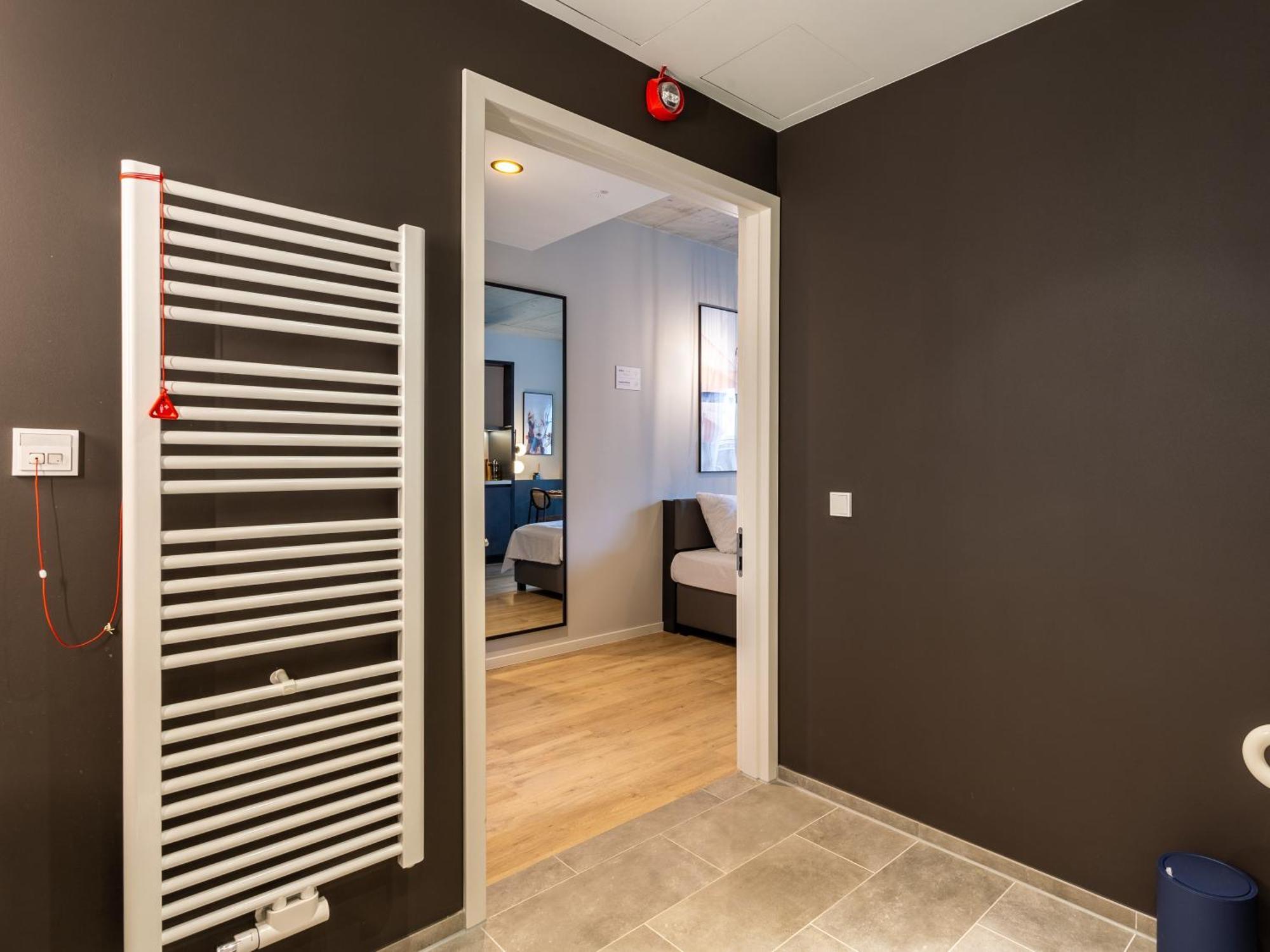 Limehome Duesseldorf Stresemannstrasse - Digital Access الغرفة الصورة