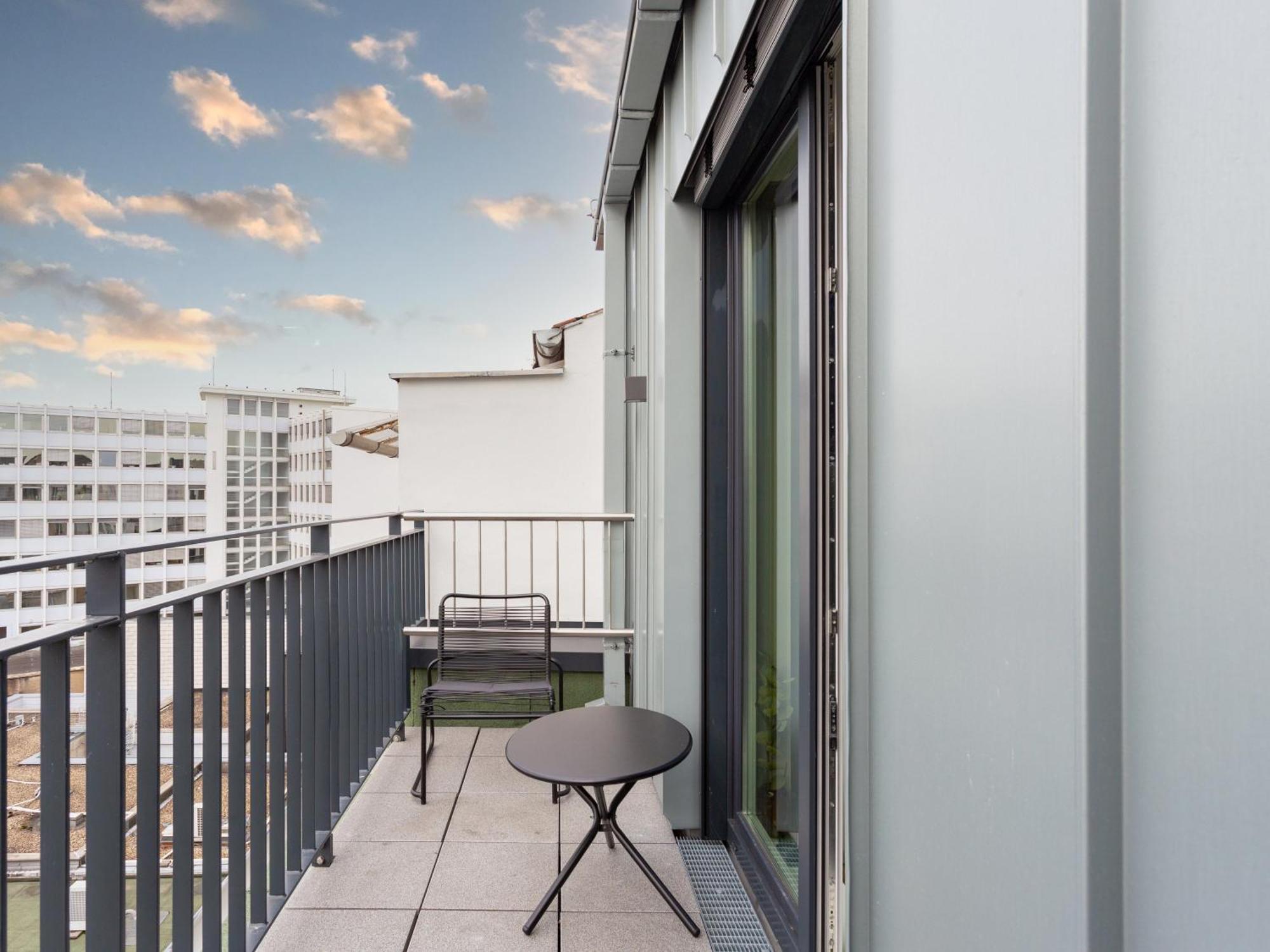 Limehome Duesseldorf Stresemannstrasse - Digital Access الغرفة الصورة
